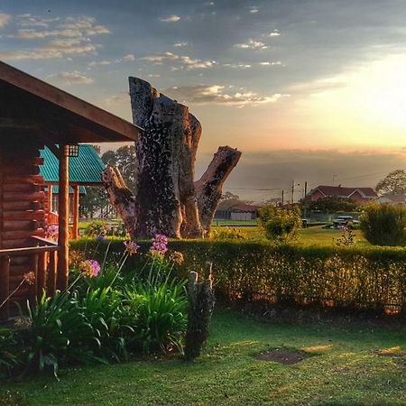 Grandpas Hotel & Restaurante Cartago Exteriör bild