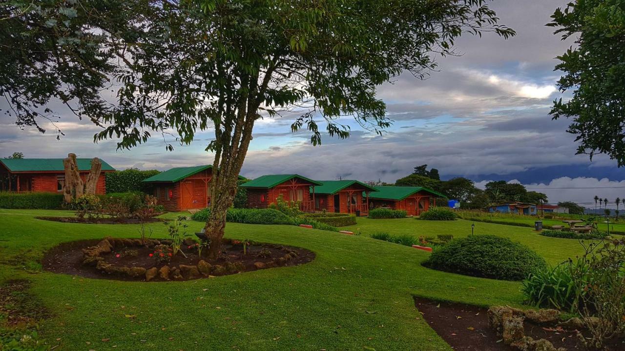 Grandpas Hotel & Restaurante Cartago Exteriör bild